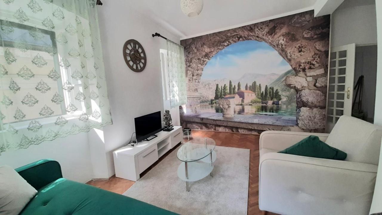 Appartamento Old Town Heart Cattaro Esterno foto